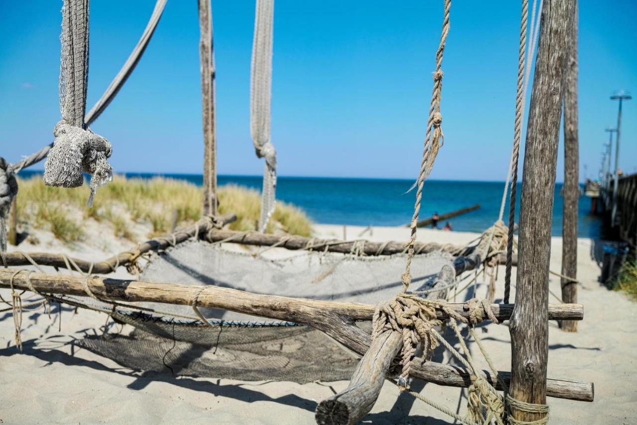 Ferienwohnungen Meerfarbig Zingst - Haustierfrei -Terrasse Mit Strandkorb Oder Balkon - E-Ladesaeule - Parkplatz - Wlan - Fahrradschuppen - Waschtrockner - Ruhig Und Zentral - Nichtraucher 외부 사진